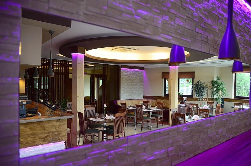 Hotel Tyniecki Краков Экстерьер фото